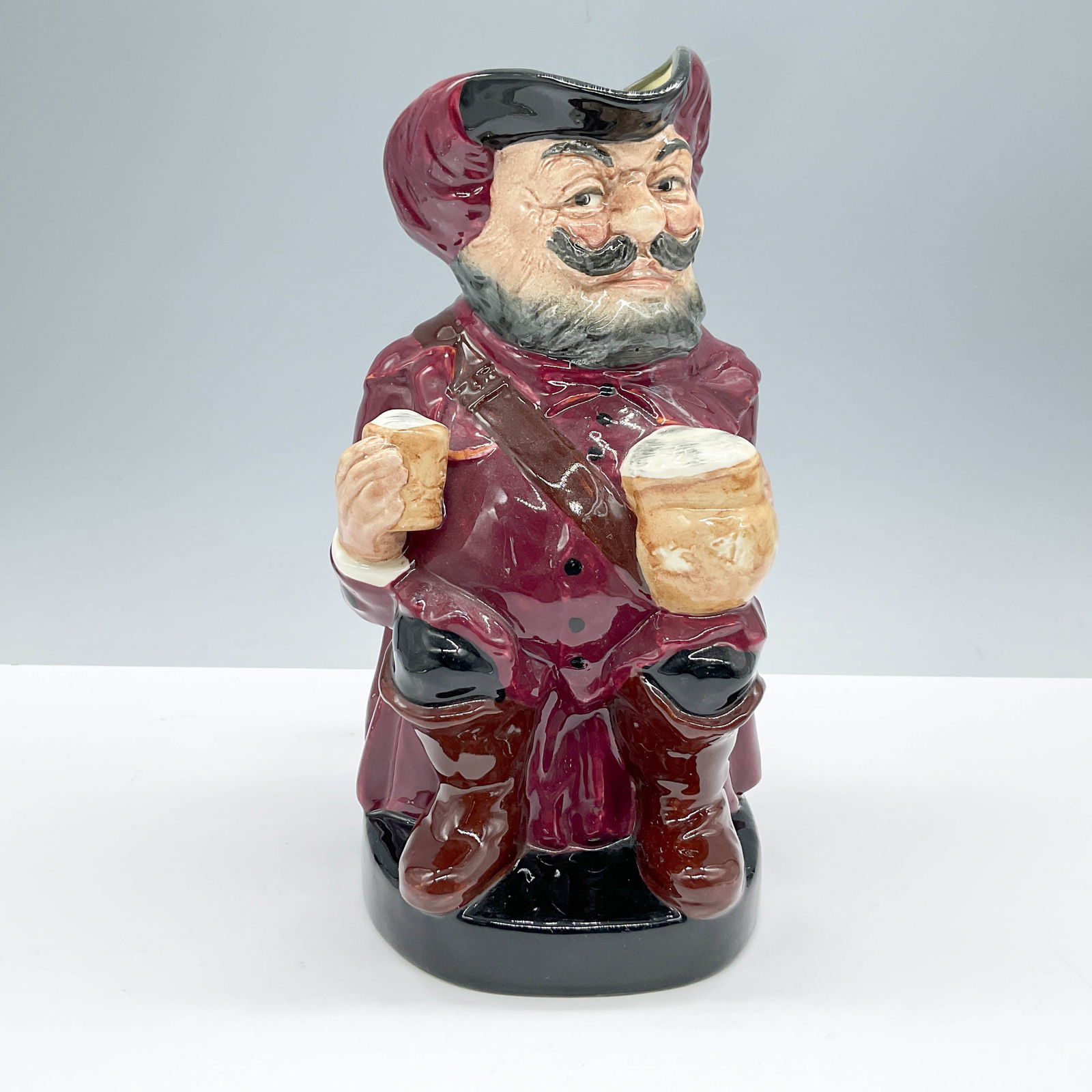 Royal Doulton Large Toby Jug, Sir John Falstaff, Mug Close (1 of 3)