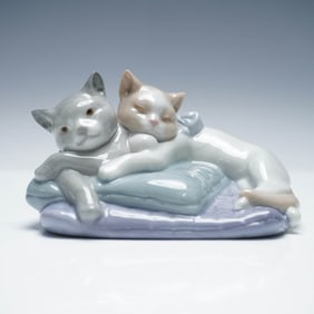 NAO by Lladro Porcelain Figurine 1578, Two Sleeping Cats