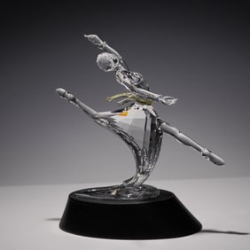 Swarovski Crystal 2004 Annual Edition Anna Figurine w/Box