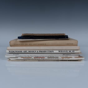 16pc Vintage Wedgwood and Pottery Reference Manuals