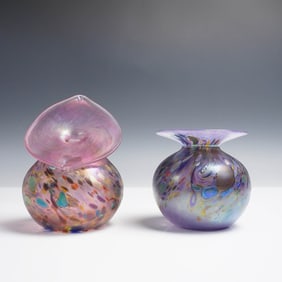 2pc Arte Vargas Signed Iridescent Art Glass Vases