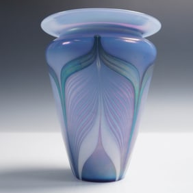 Stuart Abelman Art Glass Vase, Iridescent Feather Design