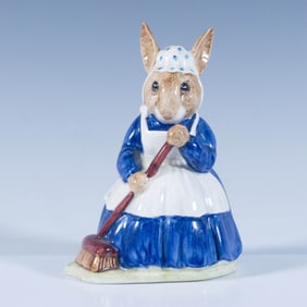 Mrs. Bunnykin Clean Sweep DB6 - Royal Doulton Bunnykins