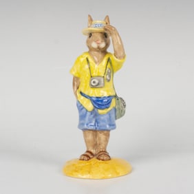 Tourist DB190 - Royal Doulton Bunnykins