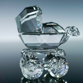 Swarovski Crystal Figurine, Carriage with Mirror Base