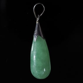 Chrysoprase and Sterling Silver Teardrop Pendant
