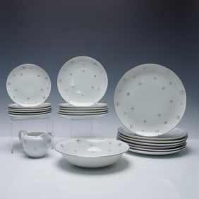 21pc Fine Snowflake Japan Porcelain Dinnerware Set