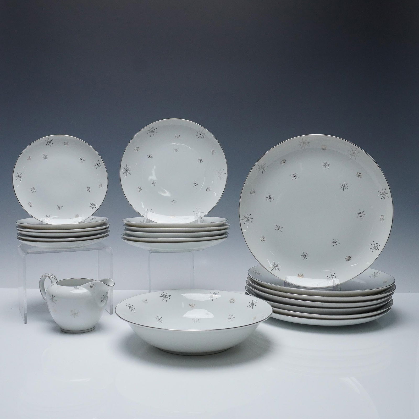 21pc Fine Snowflake Japan Porcelain Dinnerware Set (1 of 6)