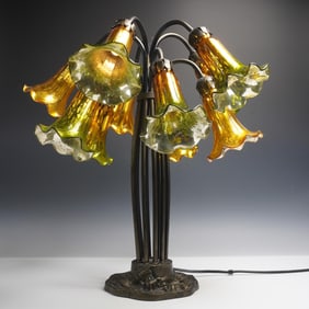 13pc Art Glass Lily Lamp with Extra Shades
