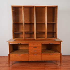 2pc Mid Century Modern Oak Hutch and Sideboard Cabinet