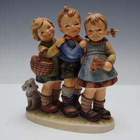 Goebel Hummel Figurine, Three Children with Dog