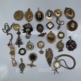 25pc Assorted Vintage Jewelry, Lockets and Pendants