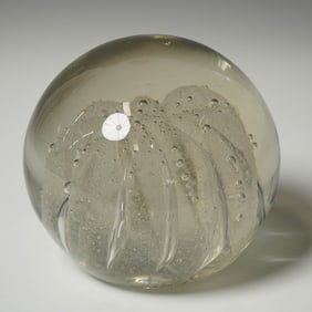 Kaiser Krystal Art Glass Sphere with Controlled Bubbles?