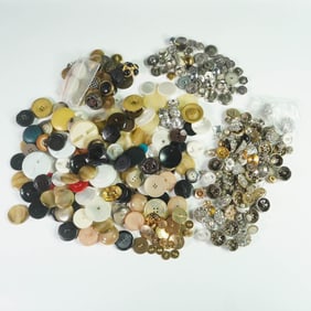 Over 200 Vintage and Contemporary Sewing Button Assortment, Mixed Styles
