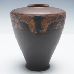 Roseville Victorian Art Vase, Brown Glaze