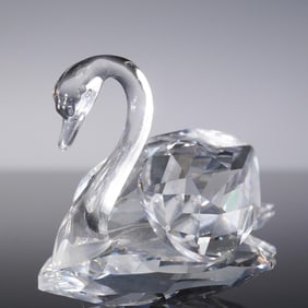 Swarovski Crystal Figurine, Medium Swan