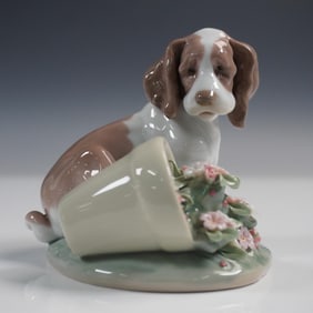 Lladro Collectors Society Porcelain Figurine, It Wasn't Me! 1007672