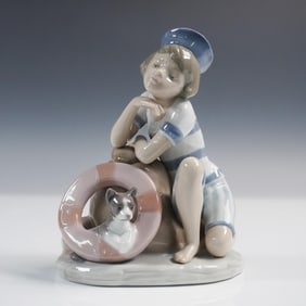 Lladro Porcelain Figurine Monday's Child (Boy) 01006011