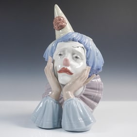 Lladro Porcelain Figurine, Jester with Base 1005129