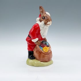 Royal Doulton Bunnykins Figurine, Santa Bunnykins DB17