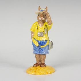 Tourist DB190 - Royal Doulton Bunnykins