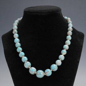 Graduated Turquoise Color Beaded Necklace with Barrel Clasp