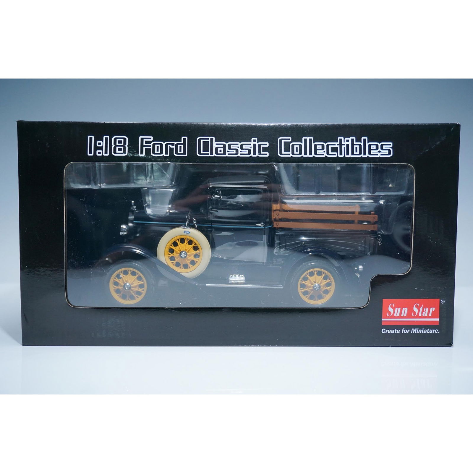 Sun Star Die Cast Model, 1931 A Pickup Lombard Blue Ford (1 of 5)