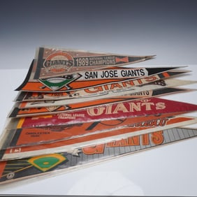 9pc Vintage San Francisco Giants Felt Pennant Collection