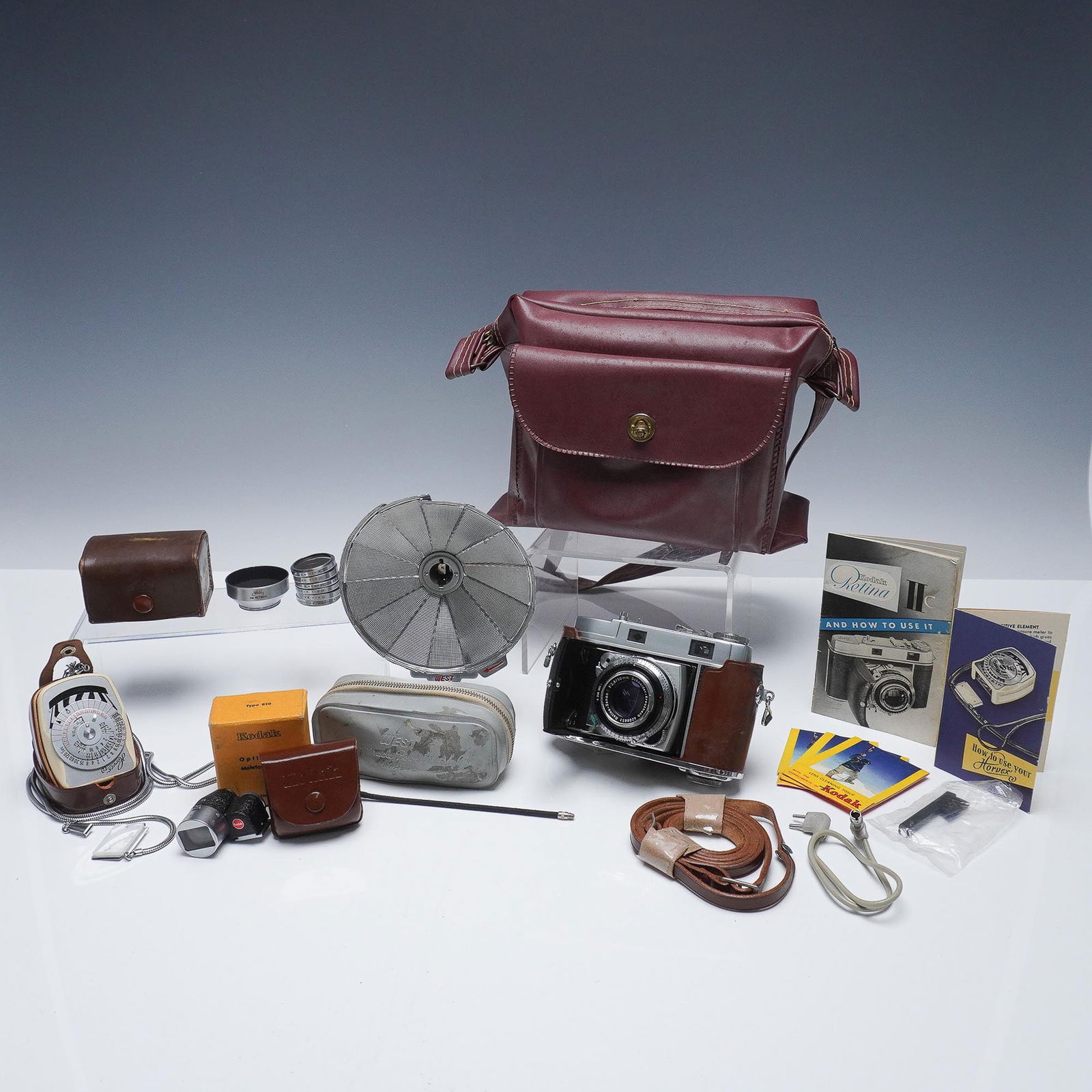 14pc Kodak Retina IIc 35mm Rangefinder Camera with Accessories (1 of 8)