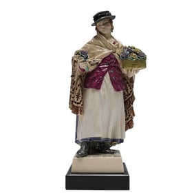 Charles Vyse Figurine, The Shawl
