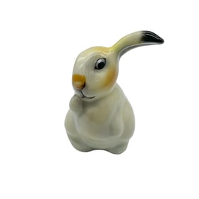 Royal Doulton Colorway Figurine, Lop-Eared Rabbit HN151