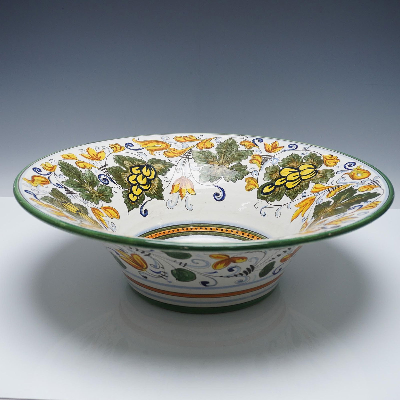 Artistica Hand Painted Italian Majolica Bowl (1 of 6)