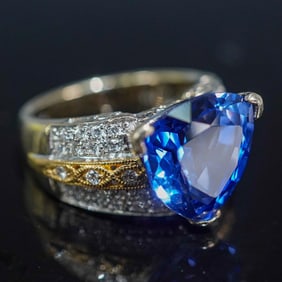 18K Gold, Tanzanite and Diamond Ring 