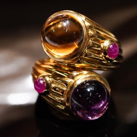 18k Italian Gold Ring with Amethyst Cabochons