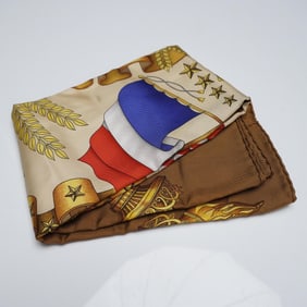 Scarf with Statue of Liberty and US-French Alliance Design