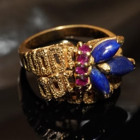 18K Gold Ring with Rubies and Blue Stones