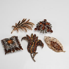 5pc Vintage Brooch Collection, Signed Trifari, Weiss, Lisner