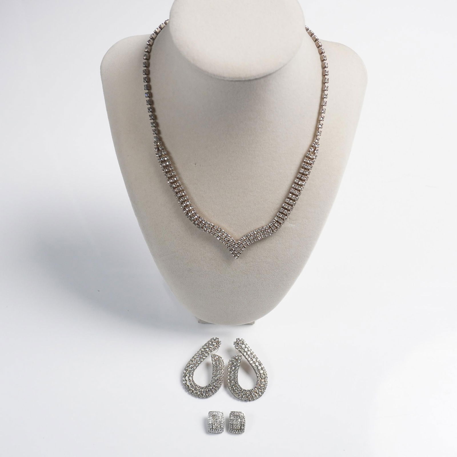 3pc Rhinestone Costume Jewelry Set with Earrings and Necklace (1 of 7)