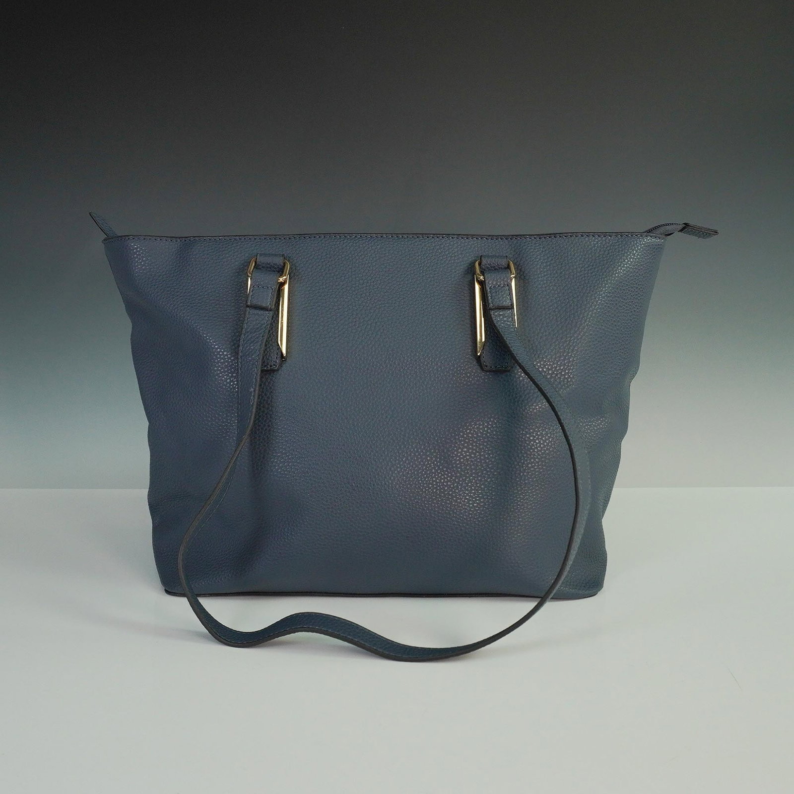 Mathew + Julian Blue Tote Bag with Gold Hardware (1 of 8)