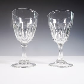2pc Arcoroc Clear Petal Wine Glasses