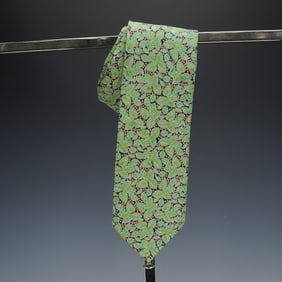 Italo Ferretti Silk Necktie, Green Geometric Leaf Pattern