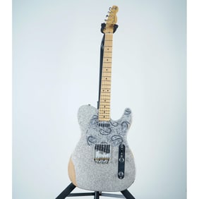 Fender Brad Paisley Road Worn Telecaster Silver Sparkle Guitar+Stand+Strap