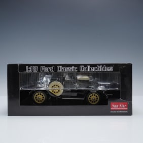 Sun Star 1:18 Die-Cast Model, 1931 Ford Model A Roadster
