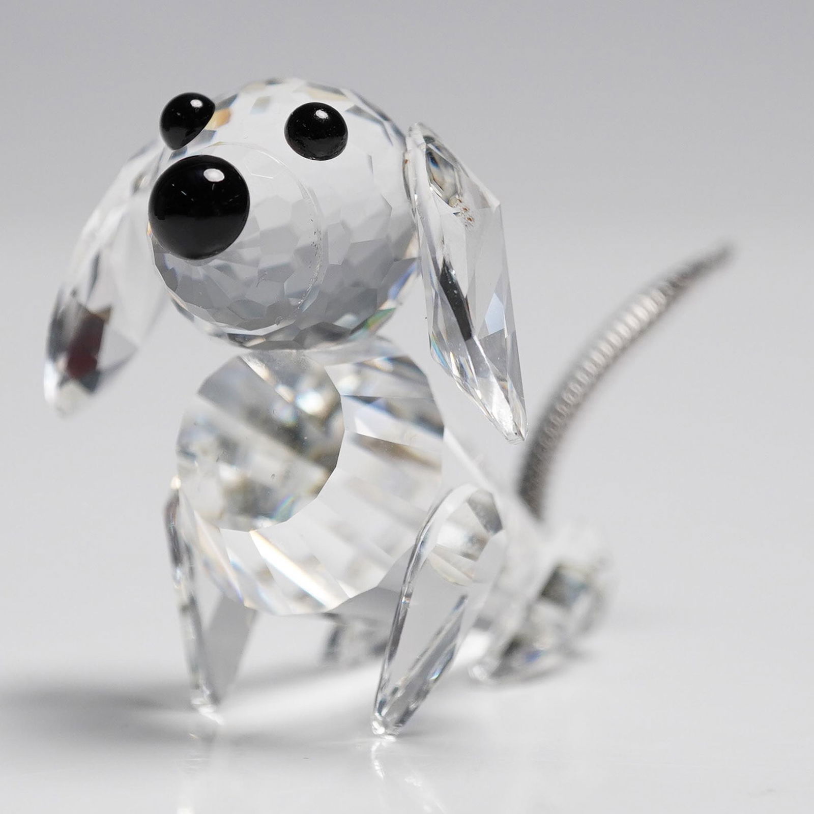 Swarovski Crystal Dachshund Miniature with Metal Tail Figurine (1 of 6)