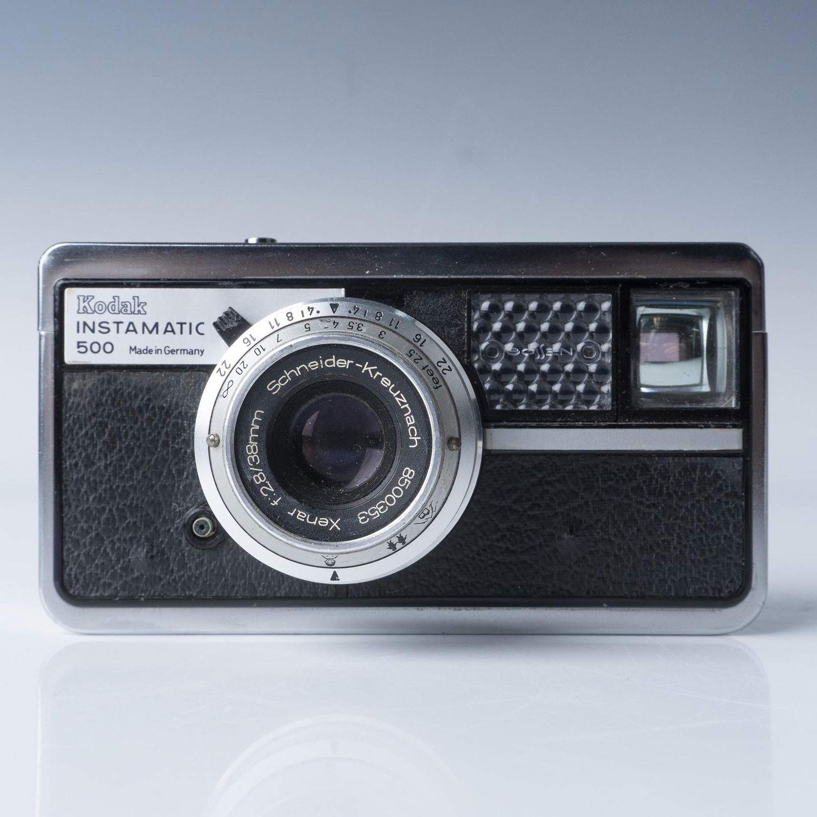 Kodak Instamatic 500 Camera, Schneider-Kreuznach Xenar Lens (1 of 5)