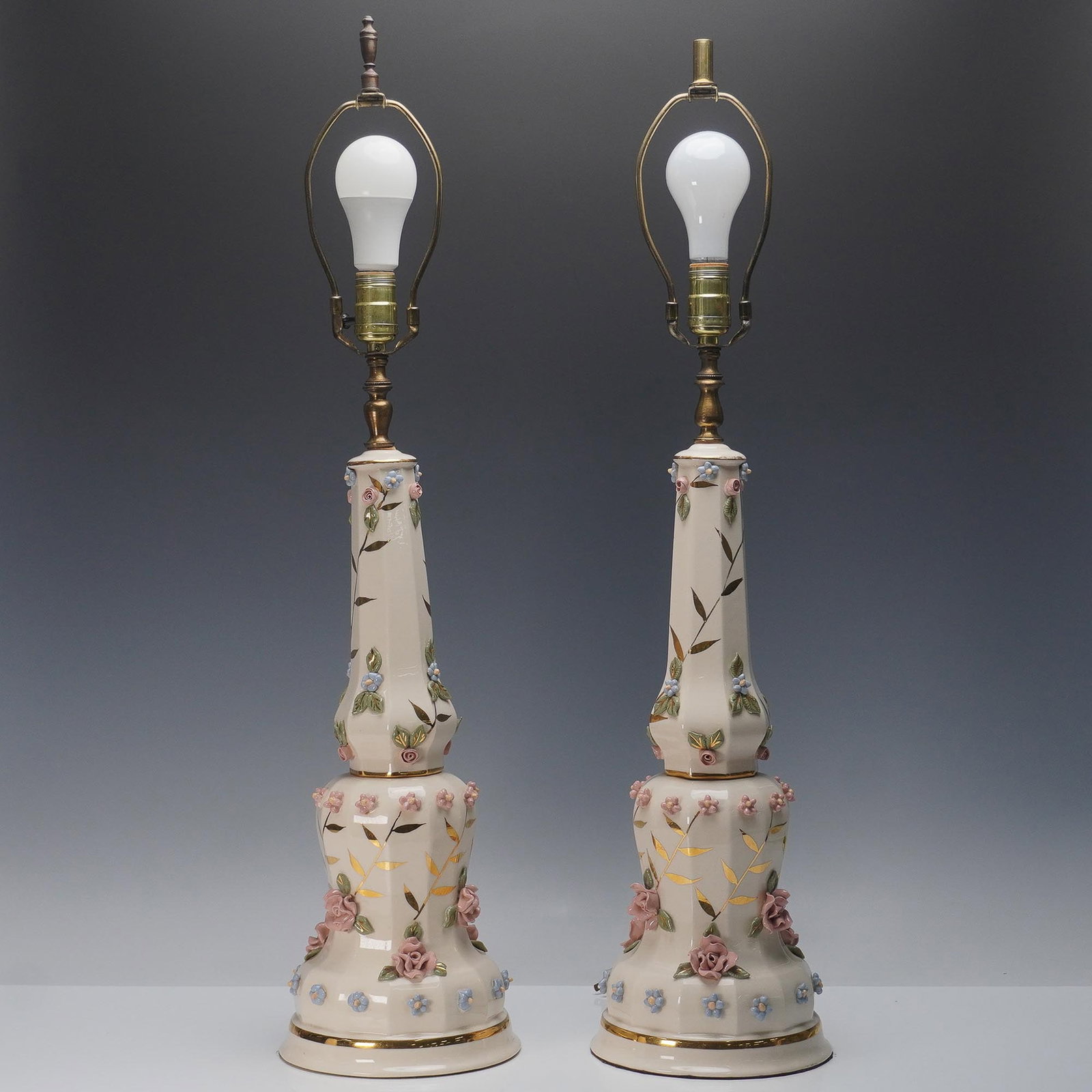 Pair of Porcelain Floral Table Lamps with Applied Flowers (1 of 7)