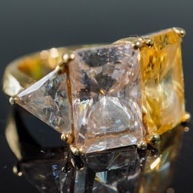 Ladies 14kt Yellow Gold Ring White and Yellow Quartz