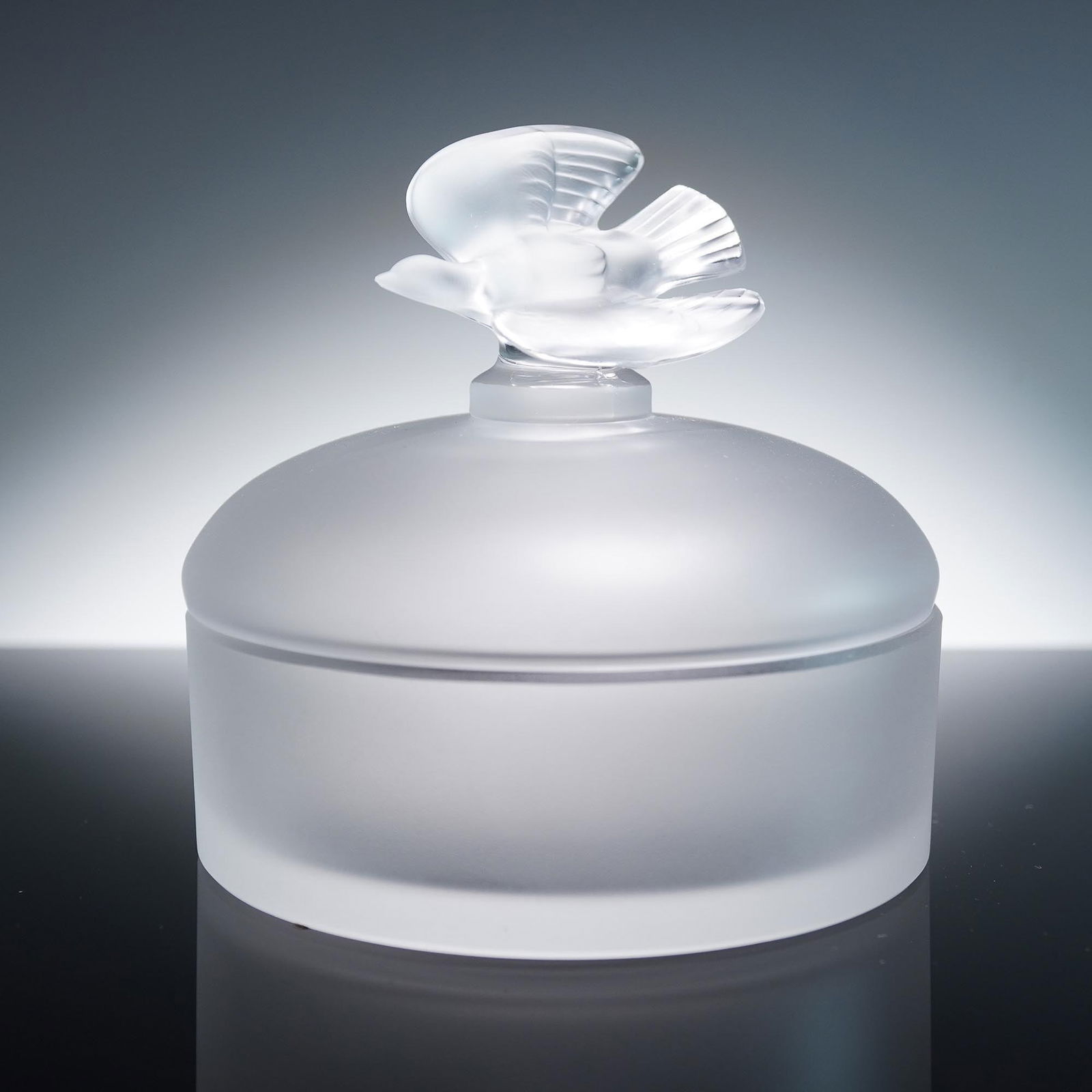 Lalique For Nina Ricci Crystal Lidded Powder Box, L'air Du Temps (1 of 4)