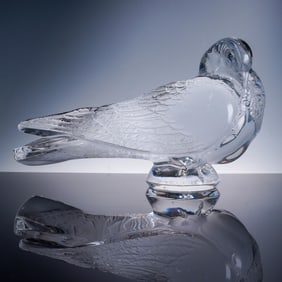 Lalique Crystal Figurine, Bruges Pigeon
