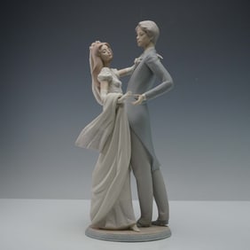Lladro Porcelain Figurine, I Love You Truly, 1011528